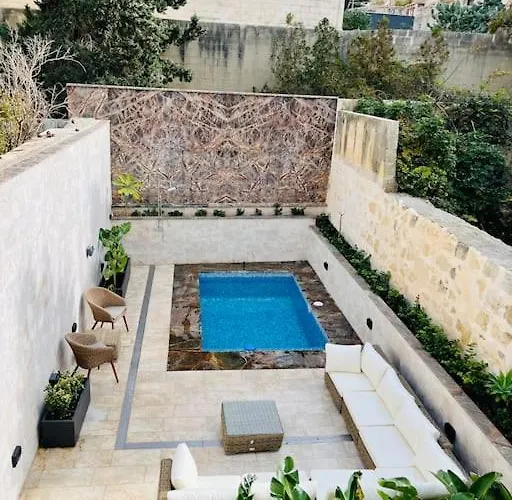 펜션 Seafront House In St.julians 슬리에마